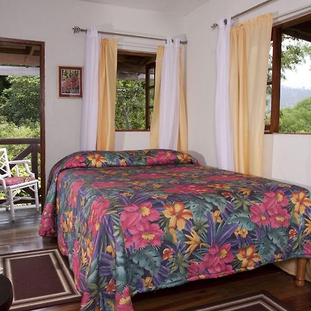 Forres Park Hotel Кингстон Экстерьер фото